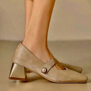 MARISA MARY JANE SUEDE PUMPS IN FRENCH GREY